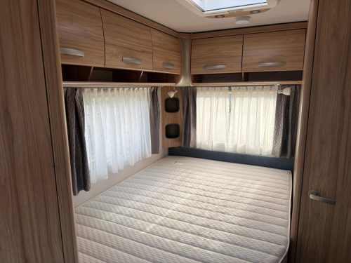 Eriba Nova Light 465 Elegance Mover / Auvent photo: 9