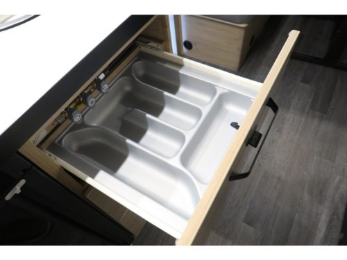 Weinsberg CaraOne Edition HOT 480 EU BODENHEIZUNG 2027 Foto: 12