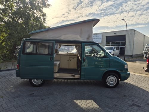 Volkswagen California 2.5 TDI T4 Beach Westfalia photo: 2