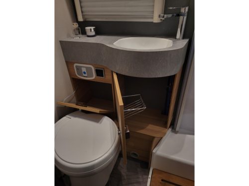 Dethleffs Pulse GT 6811 Single beds flat floor! photo: 21