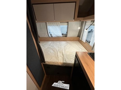 Knaus Sport 420 QD Transverse Bed 210 CM LONG! photo: 6