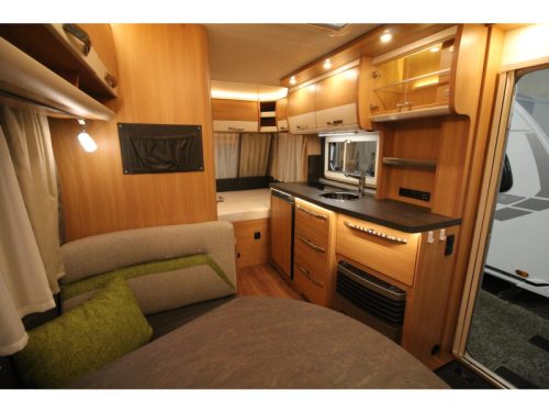Knaus Sudwind Silver Selection 420 QD Rangierhilfe Thule 6300 Vorzelt Foto: 14
