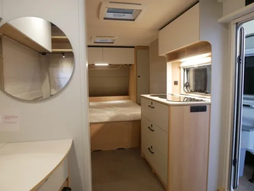 LMC Style 450 D now with FREE mover photo: 6