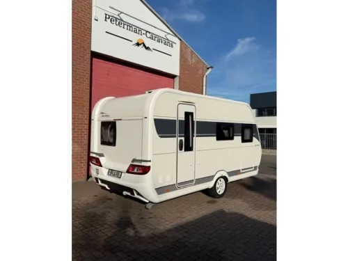 Hobby De Luxe 440 SF Incl. Airco en Voortent  foto: 2