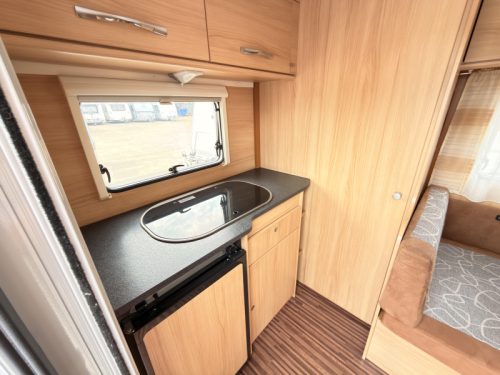 Sunlight Njoy 42 D +mover+awning+Bike rack photo: 5