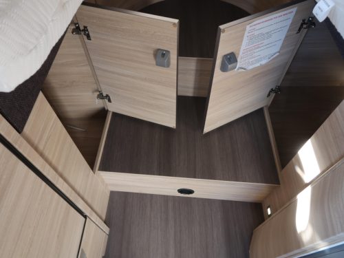 Knaus Van TI 650 MEG 4x4 AUTOMAAT 177 PK Foto: 15