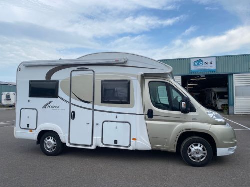 B&uuml;rstner Ixeo Time IT 586 (2014) +awning and storage