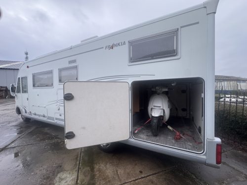 FRANKIA I 800 BD photo: 13