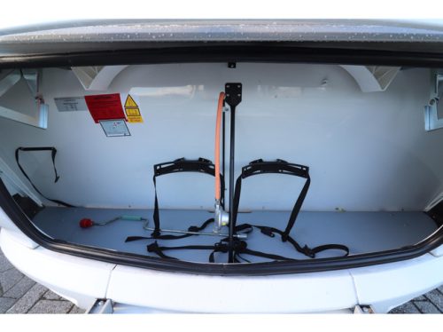 Hobby De Luxe 400 SFE Mover / Awning photo: 7