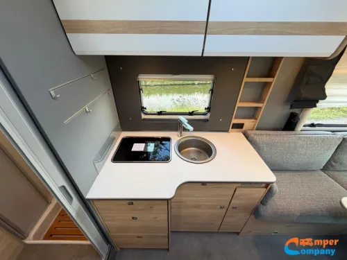Dethleffs Just Camp T 6762 Spacious U-shaped dinette | Pop-top roof photo: 14