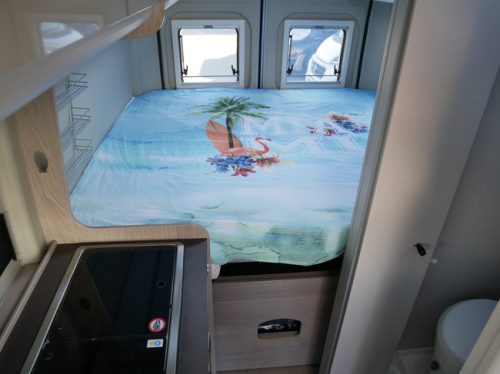 B&uuml;rstner Campeo C640 Active, 6.40 Meter Van conversion, Single beds!! photo: 17