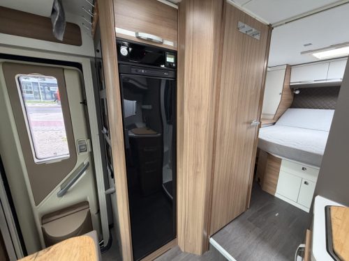 Adria Matrix 670 SC photo: 11