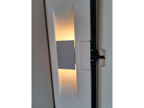 Adria Sonic 600 SL 180HP (ex-rental) photo: 14