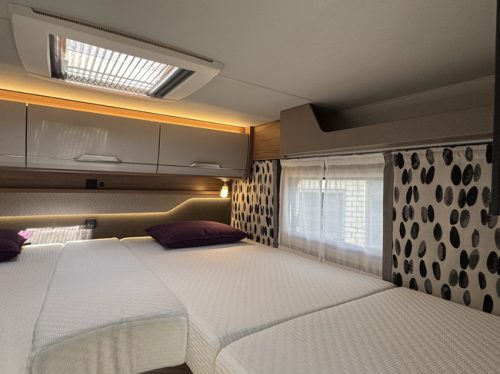 Knaus Van TI Vansation 650 MEG AUTOMAAT 9-Traps 180 pk Euro6 Fiat Ducato 8 **Einzelbetten/Satelliten-TV/Navi/Kamera/Lithium/Anh&auml;ngerkupplung/T Foto: 18