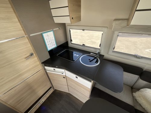 Challenger 337 GA with single beds photo: 20