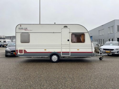 HOME-CAR Racer 45 Spirit | French bed | Dinette | Front bicycle rack | Heater | Refrigerator | Toilet and sink photo: 3