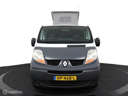 Renault Trafic Kastenwagen 2.0 DCi 115 Pk | 2 Sitz-/Schlafbank | Breitbett 130 x 190 | Wohnmobil Kennzeichen | T&Uuml;V 09-2027 | Two Town Farbe | Anh&auml;ngerfoto: 18