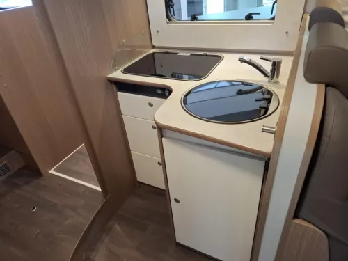 Hymer Carado 447 T 140HP Single Beds Solar photo: 12