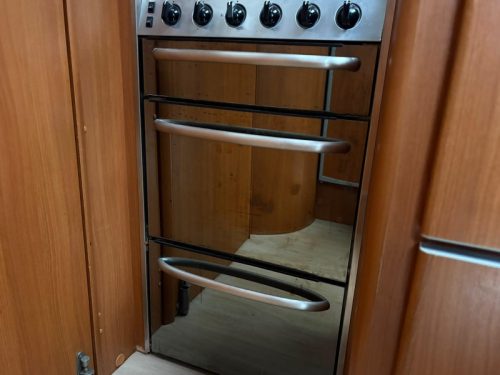 McLouis Tandy 673 G Enkele Bedden,Airco,130PK  foto: 16