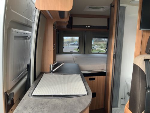 P&ouml;ssl Summit 600 Van conversion, 2.3 160 HP, with timing chain, Transverse bed, Motor-air conditioning, Swivel seats, Year of manufacture 2018 Camper centrum on the road Marum photo: 12