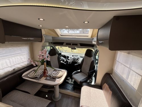 Challenger 377 SINGLE BEDS+POP-TOP ROOF LEVELLING SYSTEM MAXFANN photo: 1