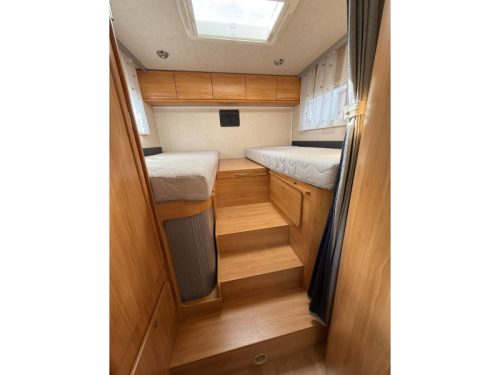 Adria Izola 697 SL Alkoven + L&auml;ngsbetten  Foto: 15