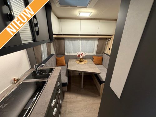 Hobby De Luxe 400 SFE