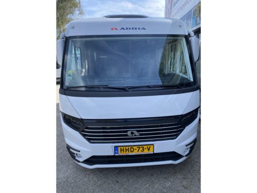 Adria Sonic 600 SL 180HP (ex-rental) photo: 1