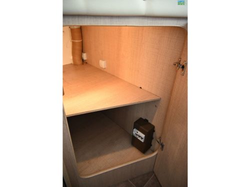 B&uuml;rstner Travel Van T 620 photo: 20