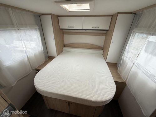 Sunlight T69 L Queensbed + Hubdach! EURO6! Foto: 4