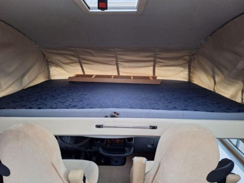 B&uuml;rstner Elegance 690 I 205CM BED-LPG+SOLAR PANEL photo: 11