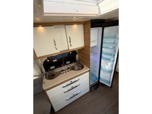 Hobby De Luxe 540 UL Incl. Mover and Awning photo: 15