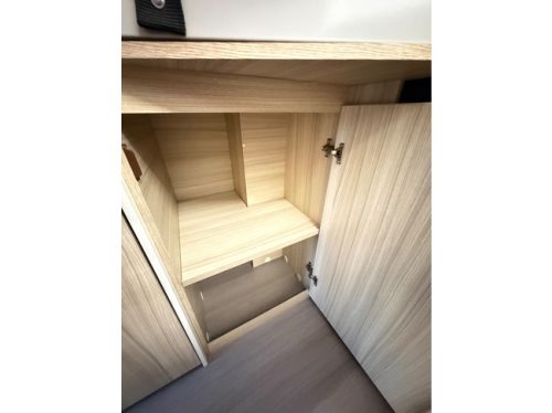 Adria Twin 640 Automaat Anh&auml;ngerkupplung / Markise / 2 Batterien / Kamera Foto: 15