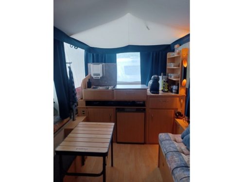 Alpenkreuzer Pennine Fiesta 2+2 Folding camper Awning 4 berths kitchen Awning 2011 photo: 5