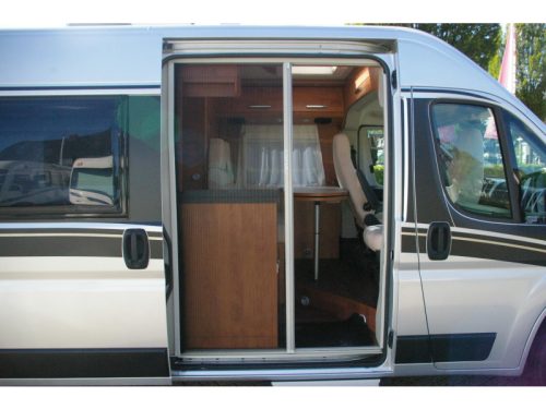 Carthago Malibu 600 Automatic, Transverse bed. photo: 5