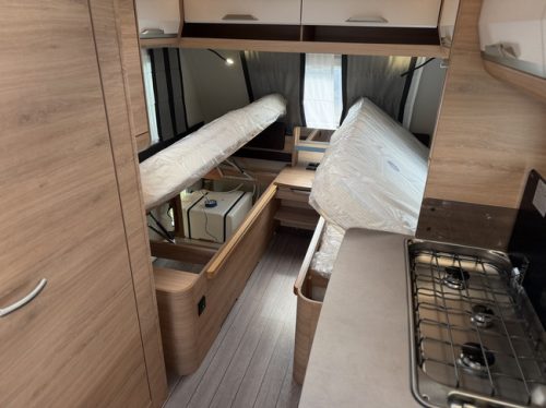Knaus SUDWIND 460 EU Black Selection / 50% offres photo : 20