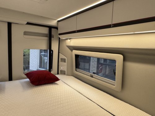 Adria Twin Sports 640 SGX Supreme 180 ch AUTOMATIQUE 9 vitesses Euro6 Fiat Ducato Maxi 4250 kg **Lits jumeaux r&eacute;glables en hauteur/Toit relevable avec photo : 22