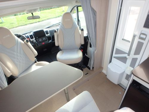 B&uuml;rstner Nexxo Van 569 T photo: 12