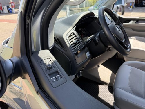 Volkswagen T6 California Ocean 2017 204HP 103,000KM DSG photo: 11
