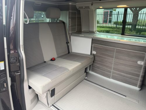 Volkswagen T6 California Ocean 2017 150HP 133,000KM photo: 10