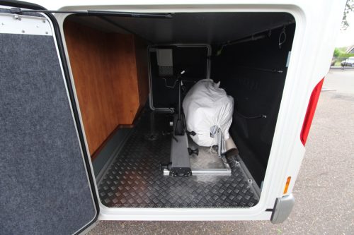 Carthago Chic C-line T4.9 LE photo: 3