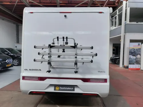 Adria Matrix 600 SL L&auml;ngsbett/Hubbett/TV/Batterie Foto: 16