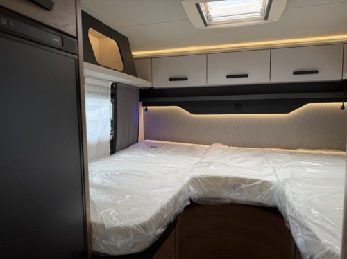 Knaus Live Wave 650 MEG Black Select photo : 23