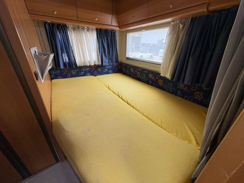 Knaus Travel-Liner 640 Airco,Festbett,Hubdach  Foto: 14