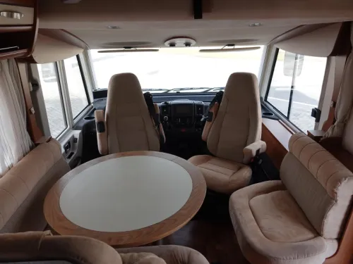 Hymer B678 WC/DOUCHE | LIT LONG photo : 6