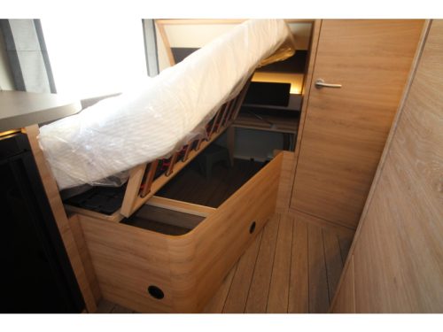 Knaus Sudwind Black Selection 450 FU Model Year 2027 photo: 18