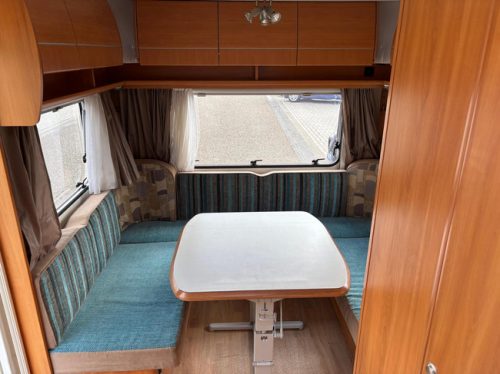 HOME-CAR 526h Racer 470 UE | 2 Single beds | Fully automatic mover | Bicycle carrier | Cassette awning | 3-Burner gas stove photo: 9