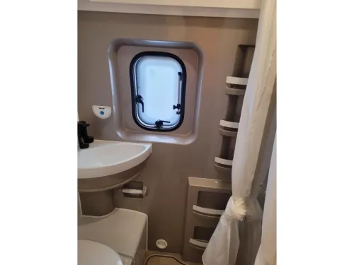 Hobby Ontour Van 600 FT NAVI CAMERA AWNING photo: 15