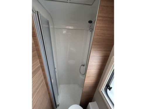 Weinsberg CaraLoft 650 MF Ex-rental photo: 17