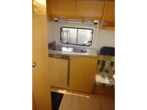 Beyerland Sprinter 440 LB photo: 9